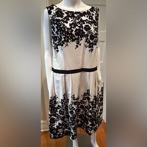 American Living Black and White Floral Midi Dress